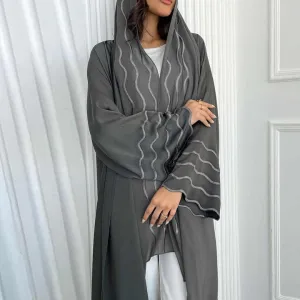 عباءة إسلامية مطرزة باللون الأسود ,Black embroidered Islamic abaya