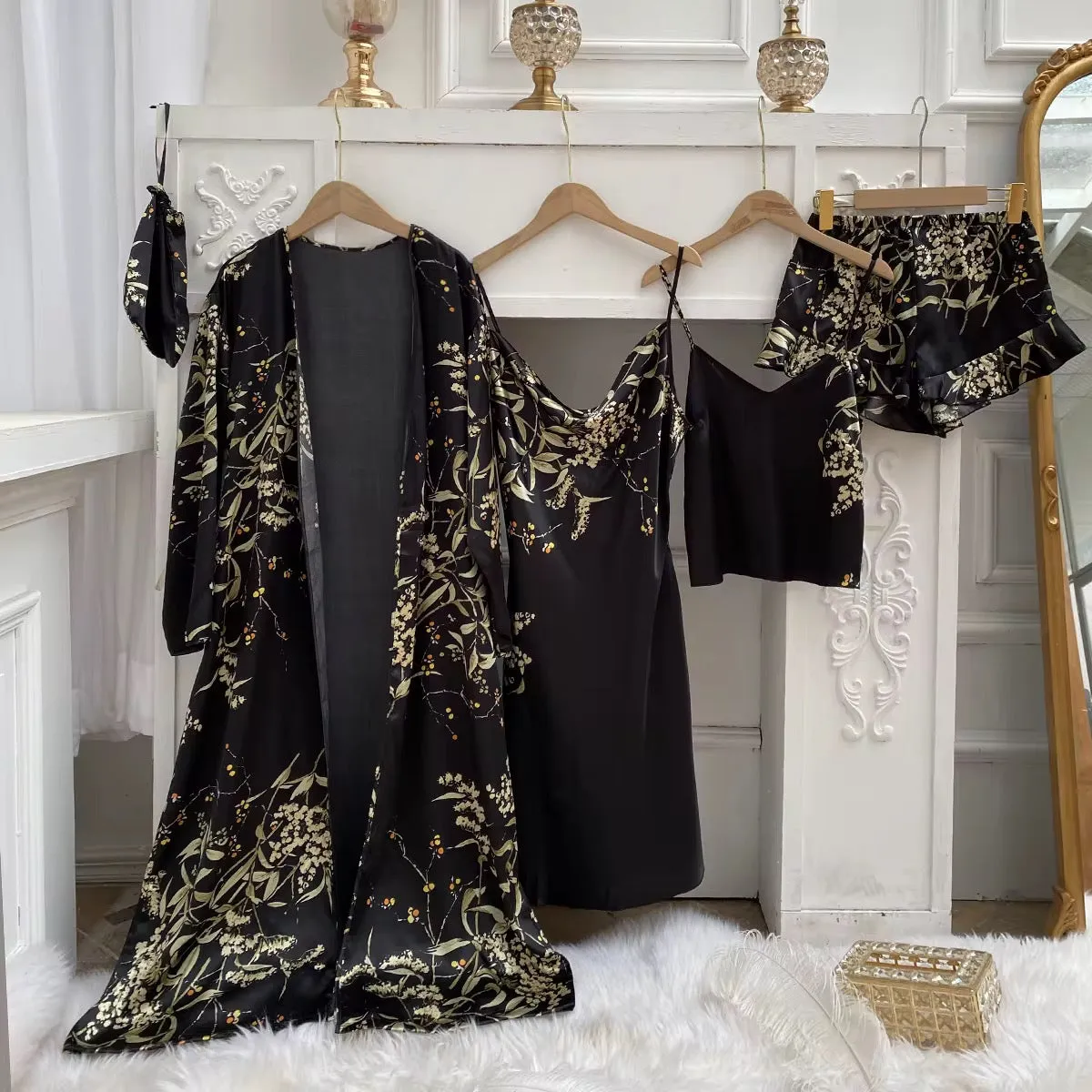 بيجامات حريرية مطبوعة بالزهور-طقم روب للنساء Floral Print Silk Pajamas--Women's Robe Set