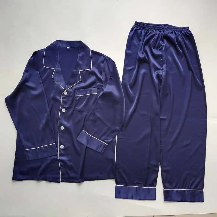 منامة للرجال الشتاء الرجال ملابس خاصة منامة . Men's pajamas winter men's special clothing pajamas