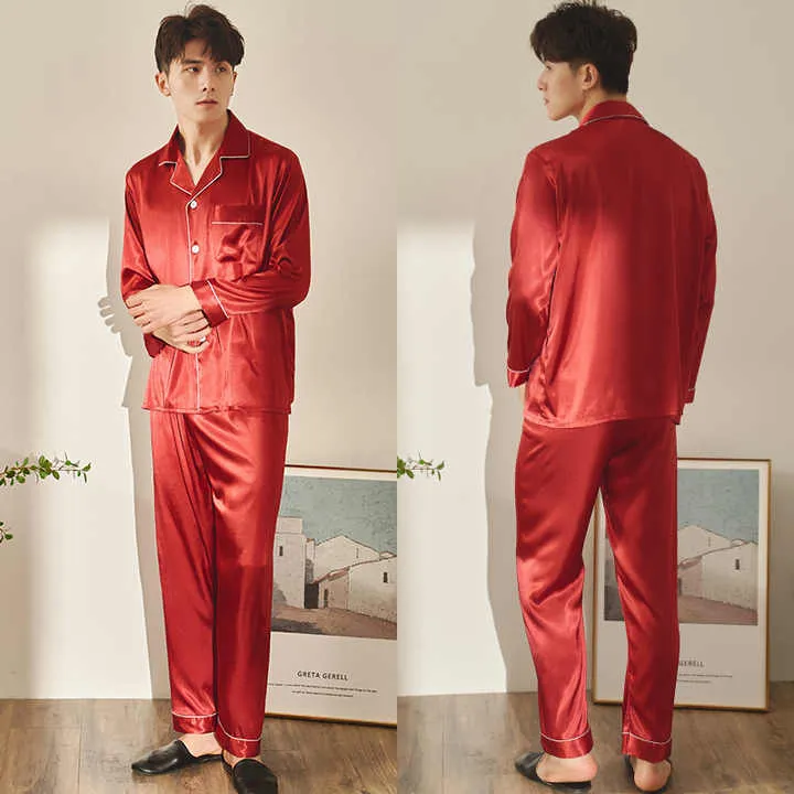 منامة للرجال الشتاء الرجال ملابس خاصة منامة . Men's pajamas winter men's special clothing pajamas
