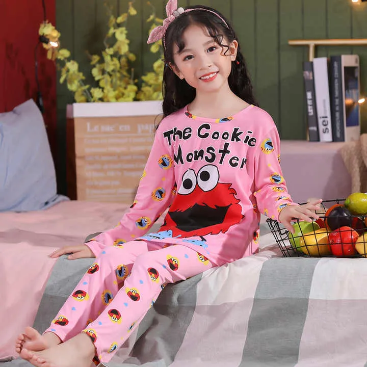 لباس نوم من الحرير    Milk Silk Sleepwear