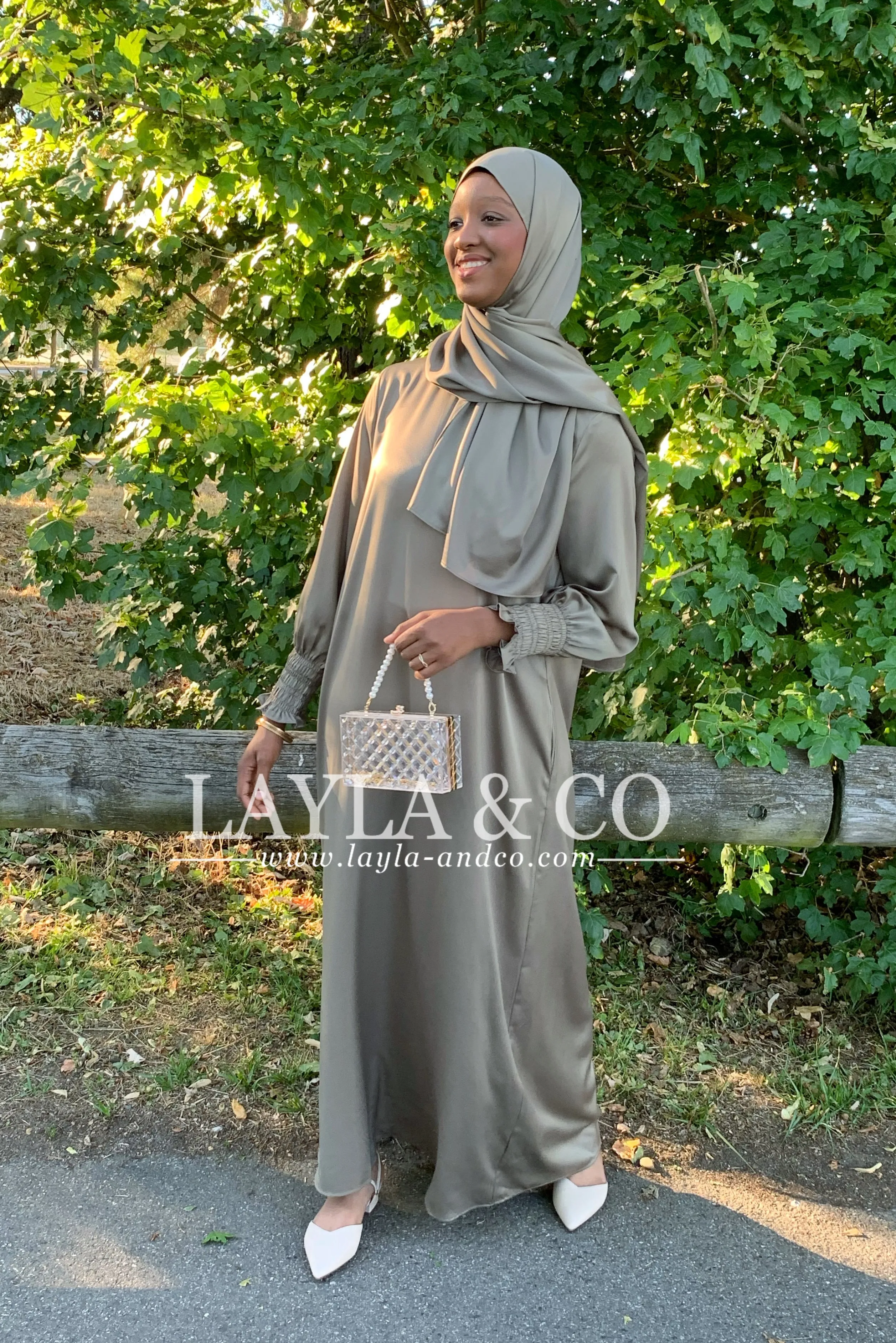 Abaya set satiné ( couleurs)