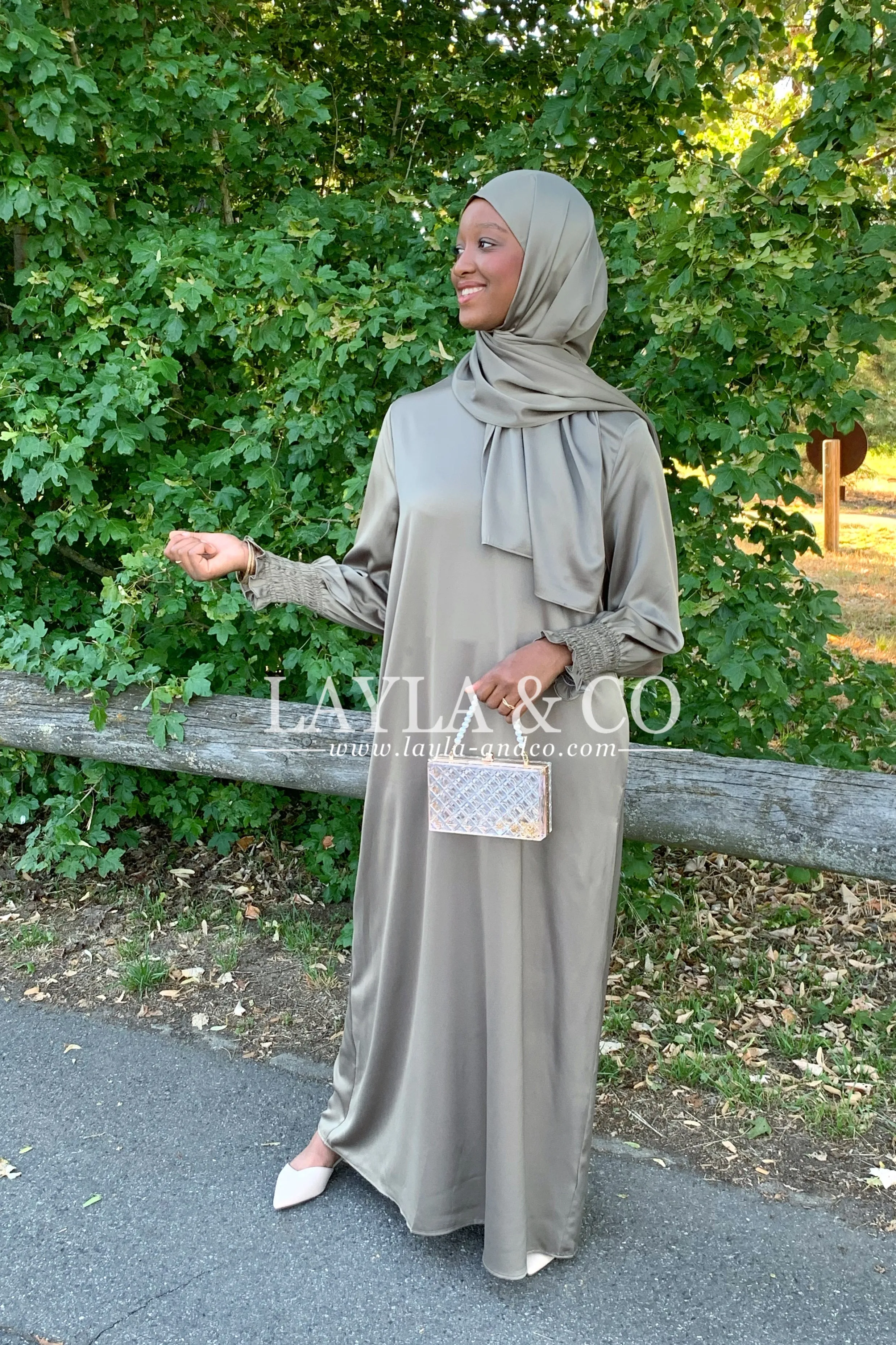 Abaya set satiné ( couleurs)