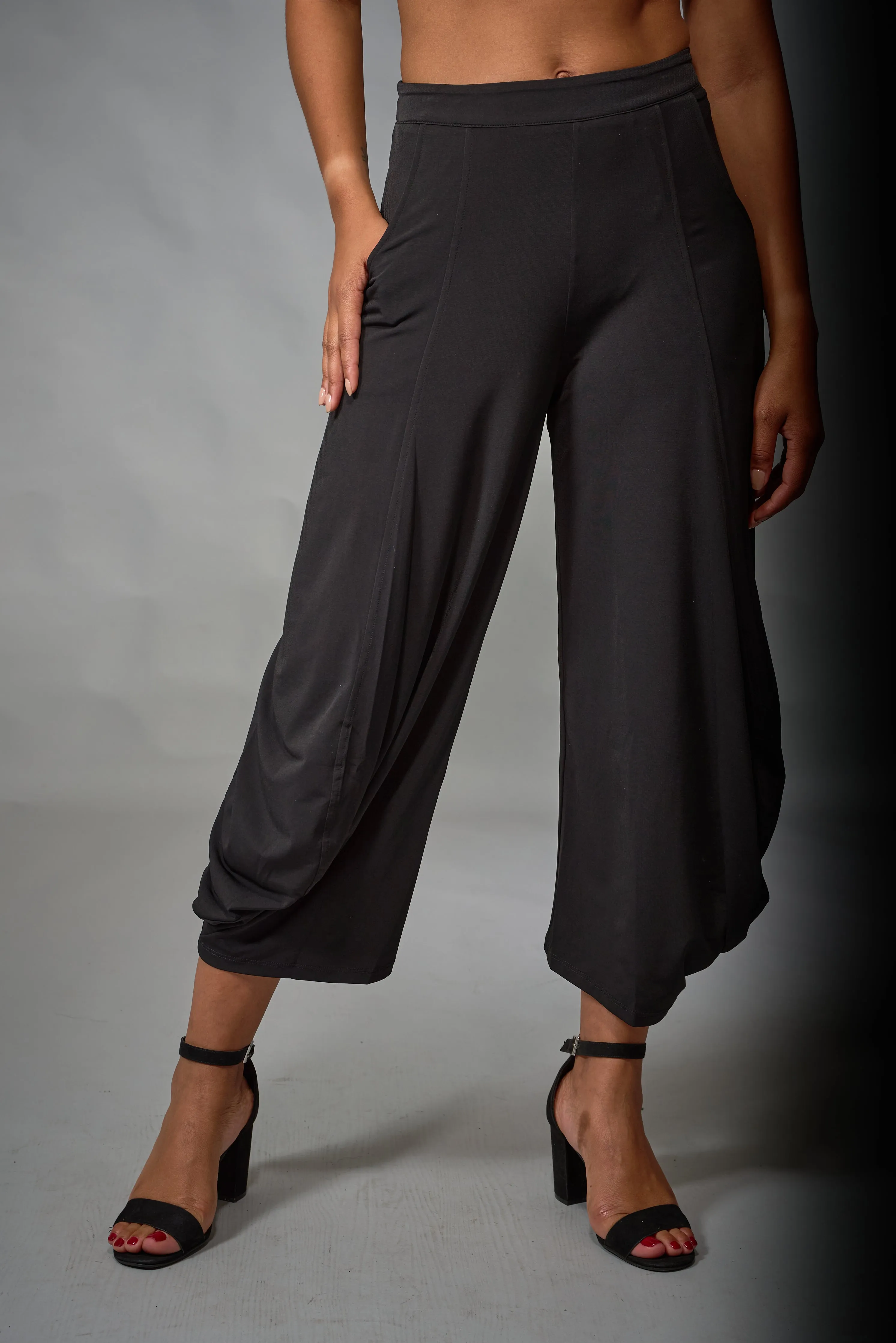 Kozan, Knit, Jade High Waisted Harem Pant in Black