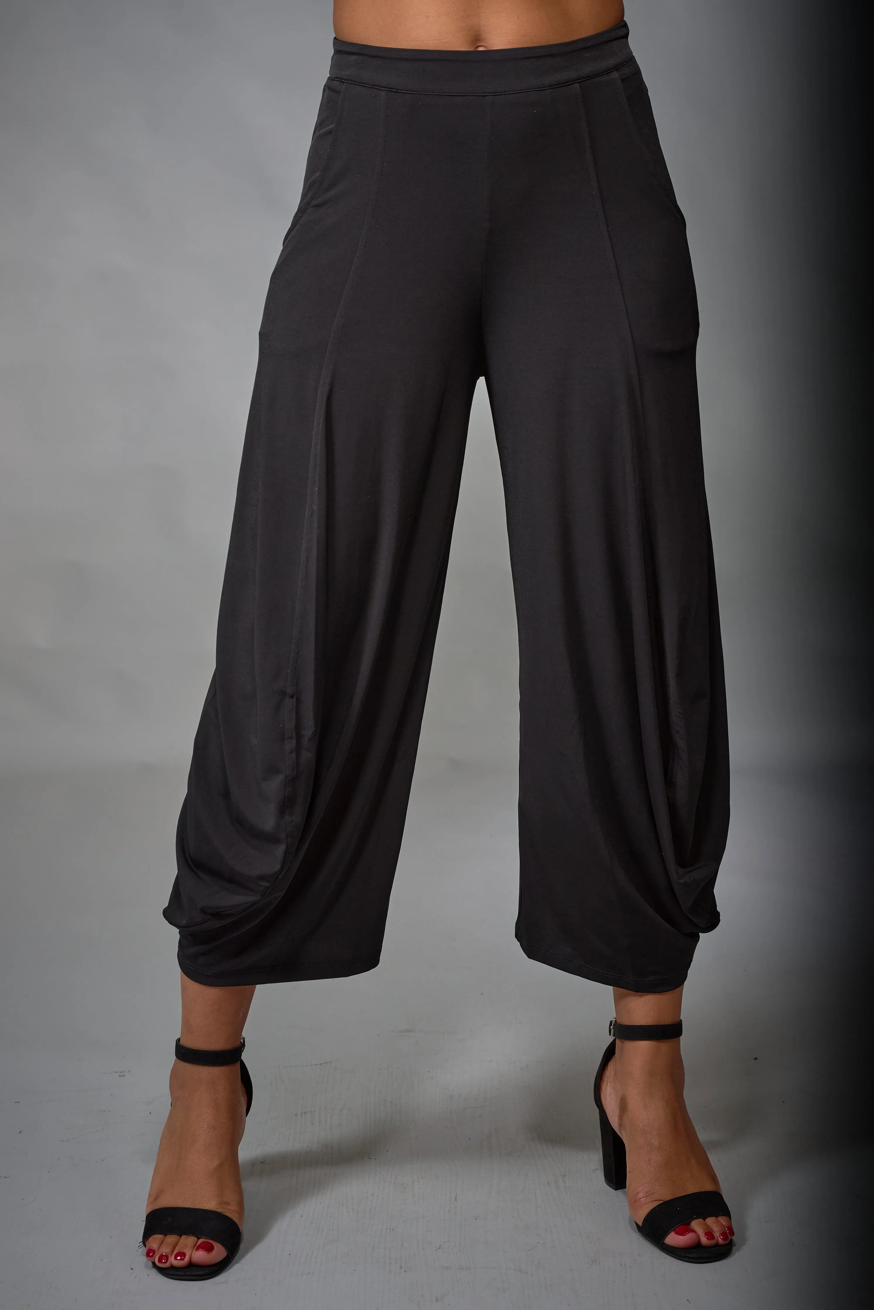 Kozan, Knit, Jade High Waisted Harem Pant in Black