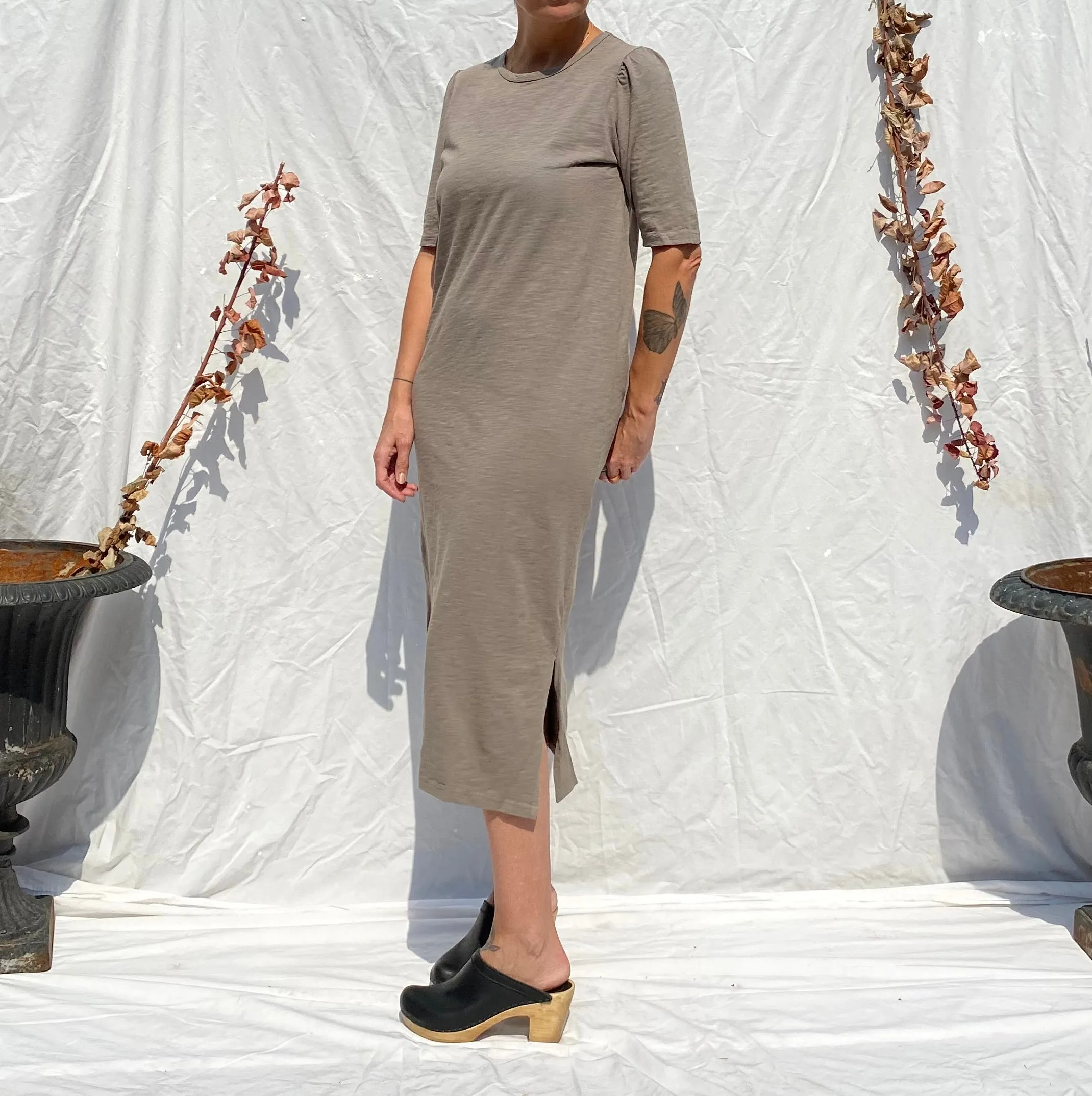 Puff Sleeve Tee Dress in Olive
