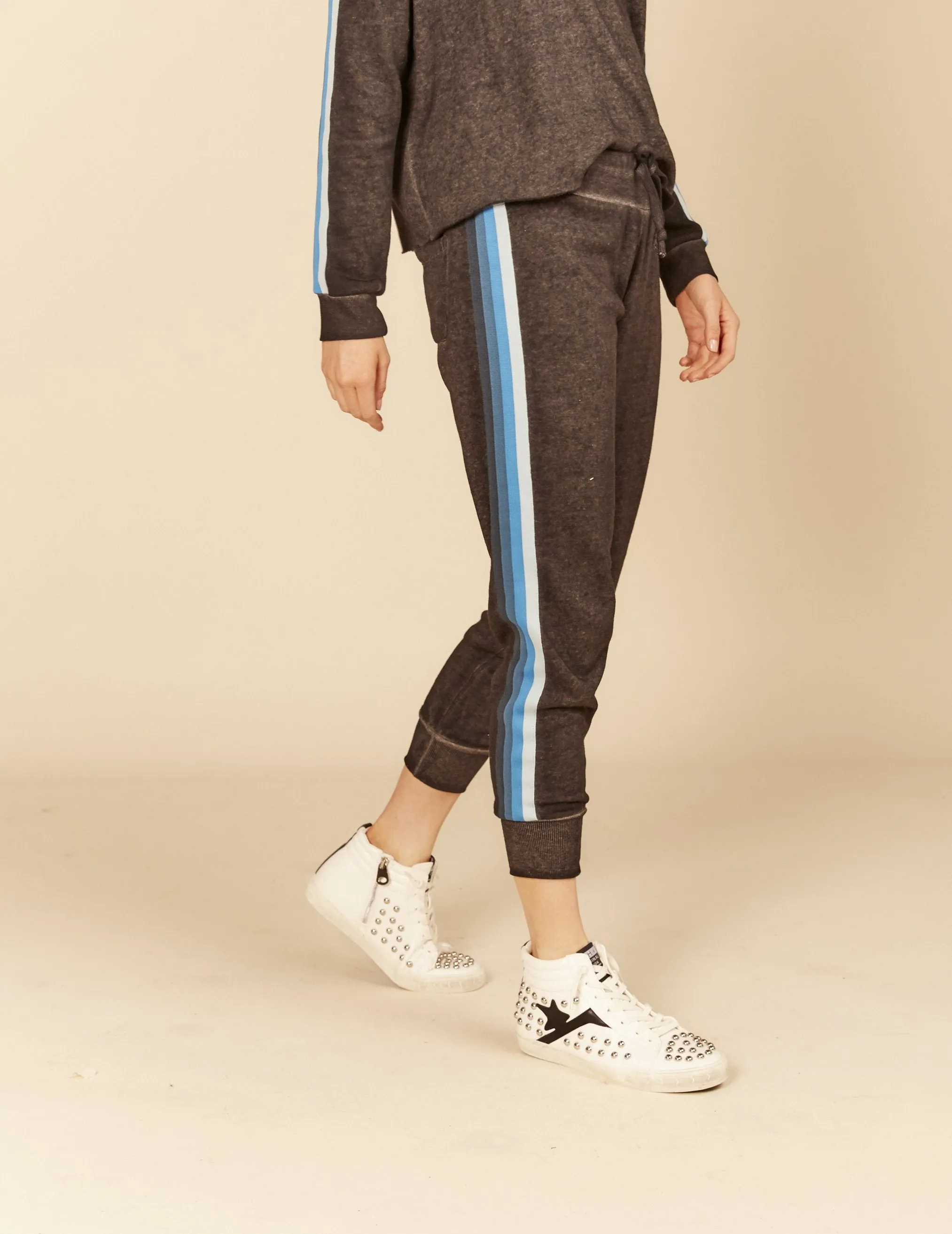 STRIPE BURNOUT JOGGERS