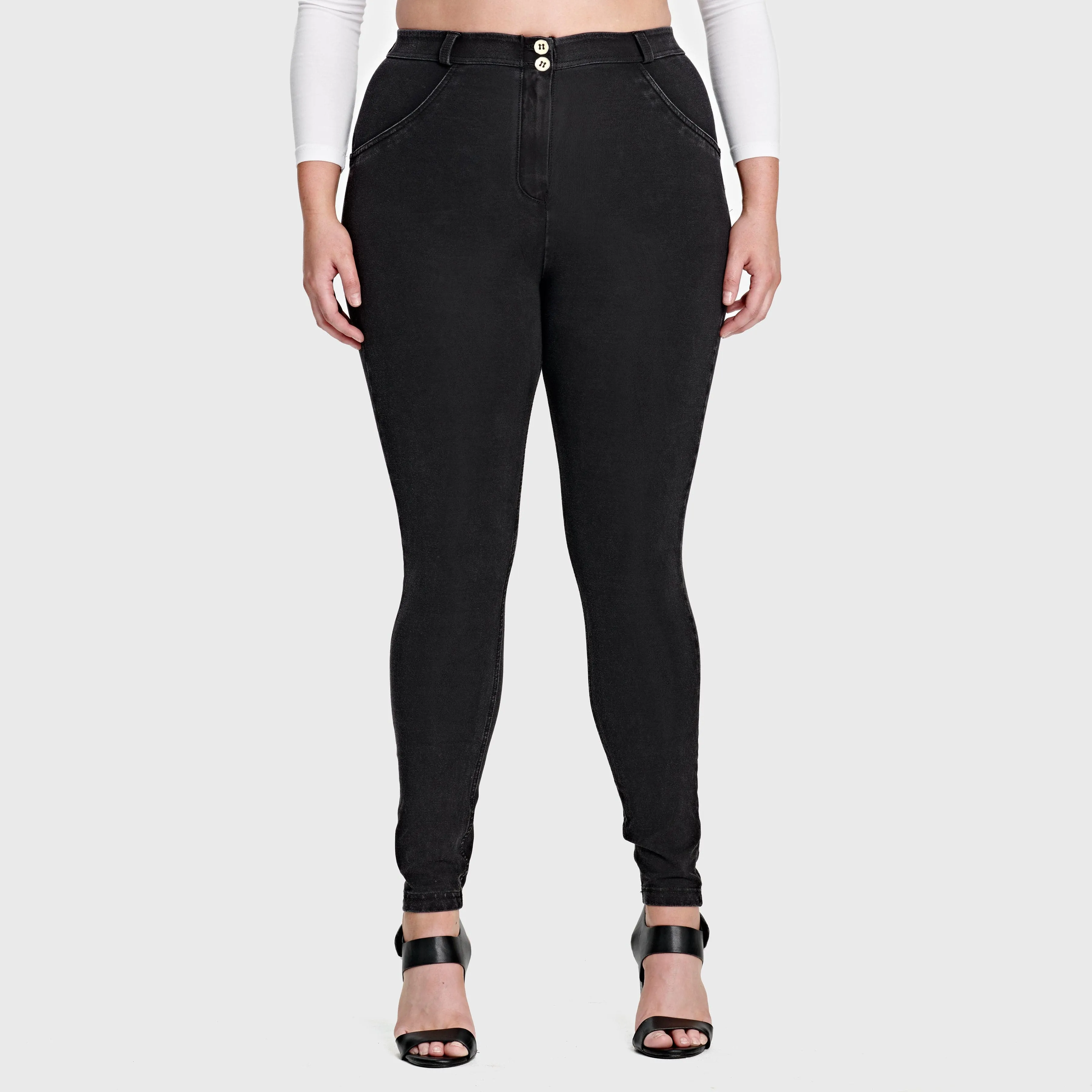 WR.UP Curvy Denim - High Waisted - Full Length - Black   Black Stitching