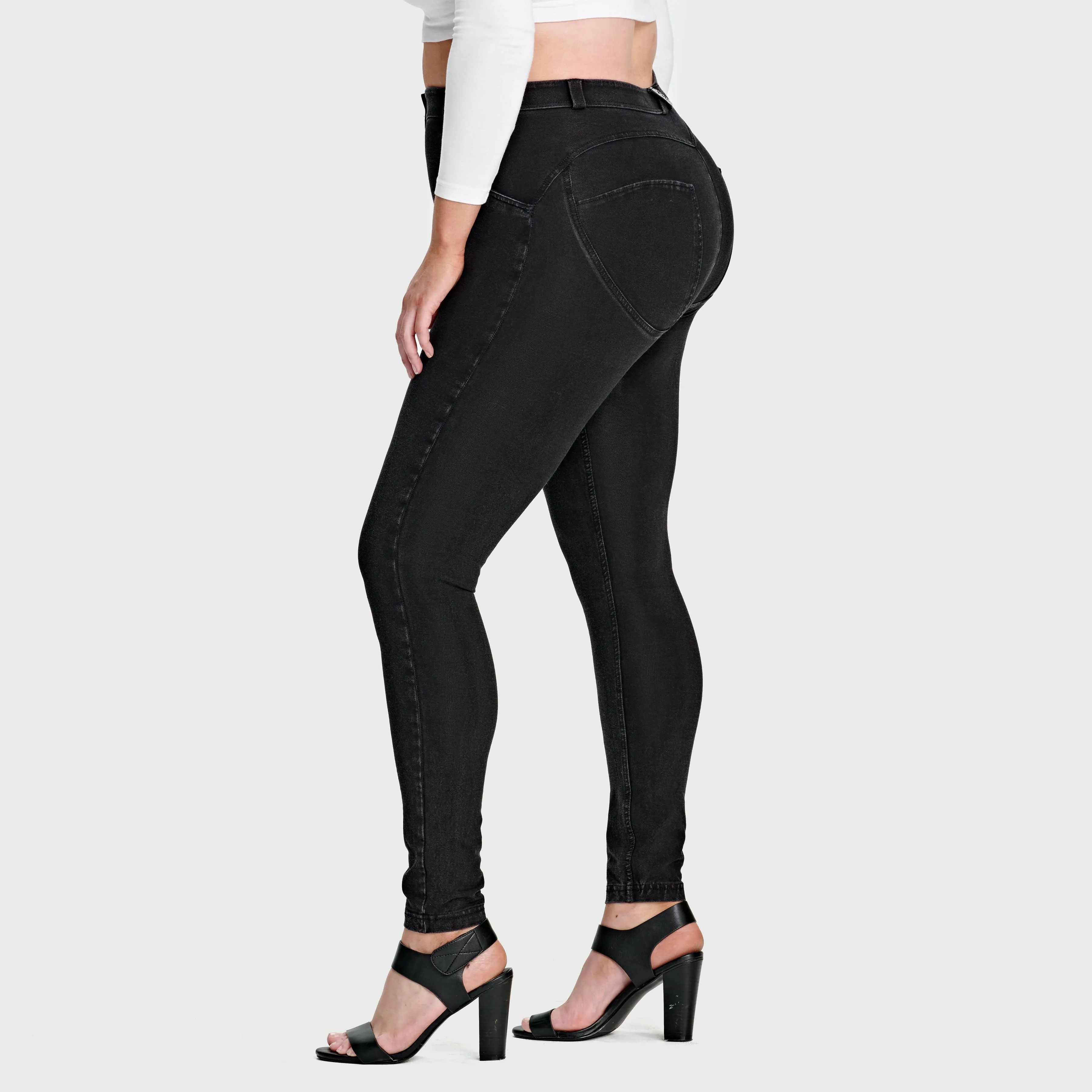 WR.UP Curvy Denim - High Waisted - Full Length - Black   Black Stitching