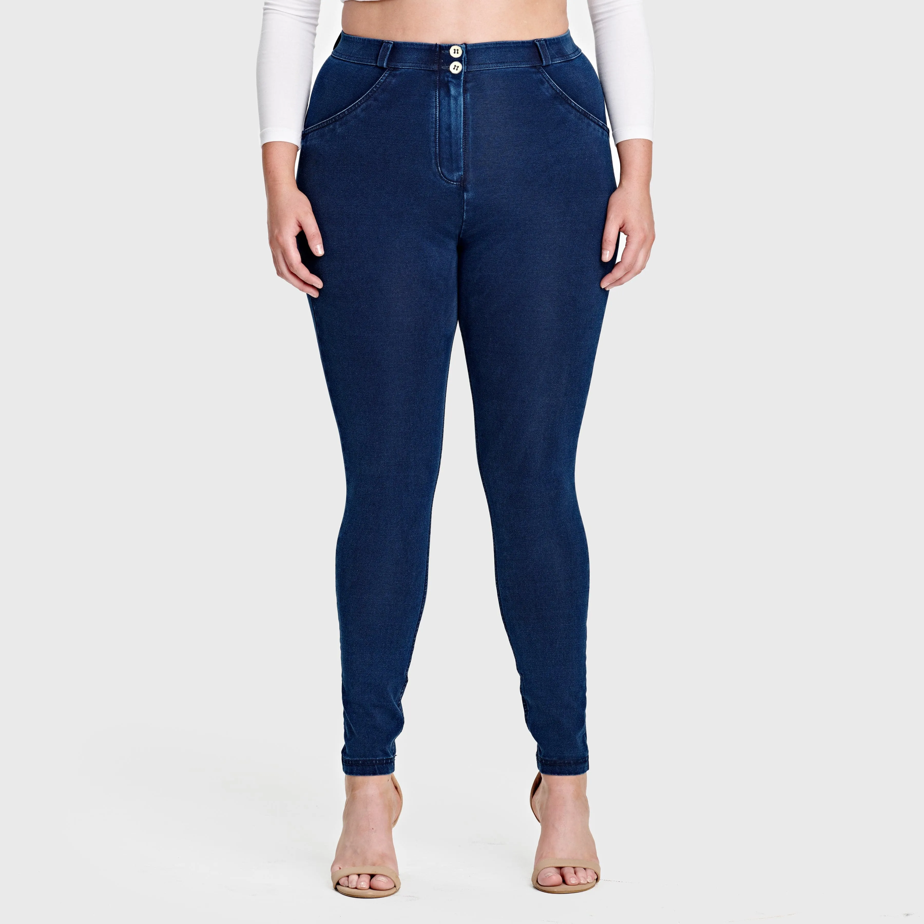 WR.UP Curvy Denim - High Waisted - Full Length - Dark Blue   Blue Stitching