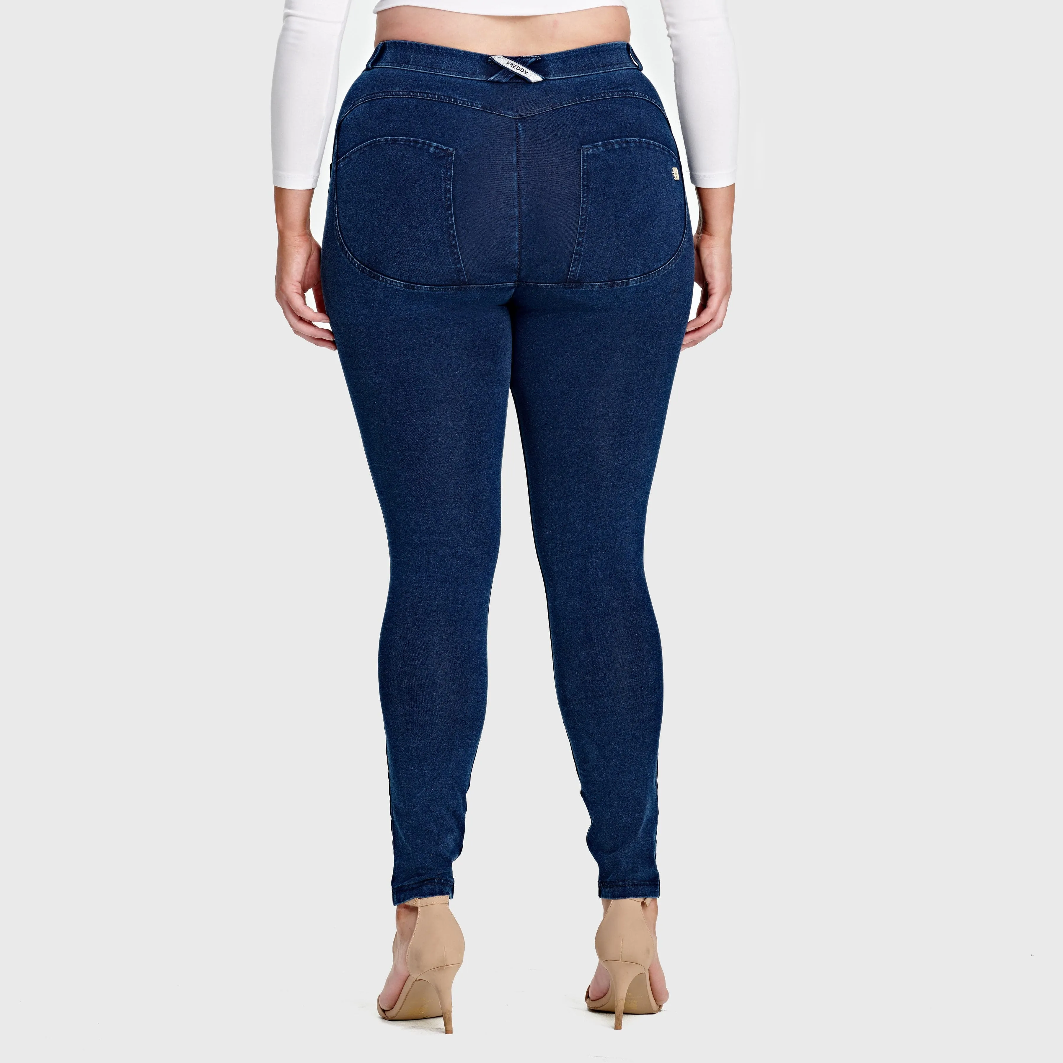 WR.UP Curvy Denim - High Waisted - Full Length - Dark Blue   Blue Stitching