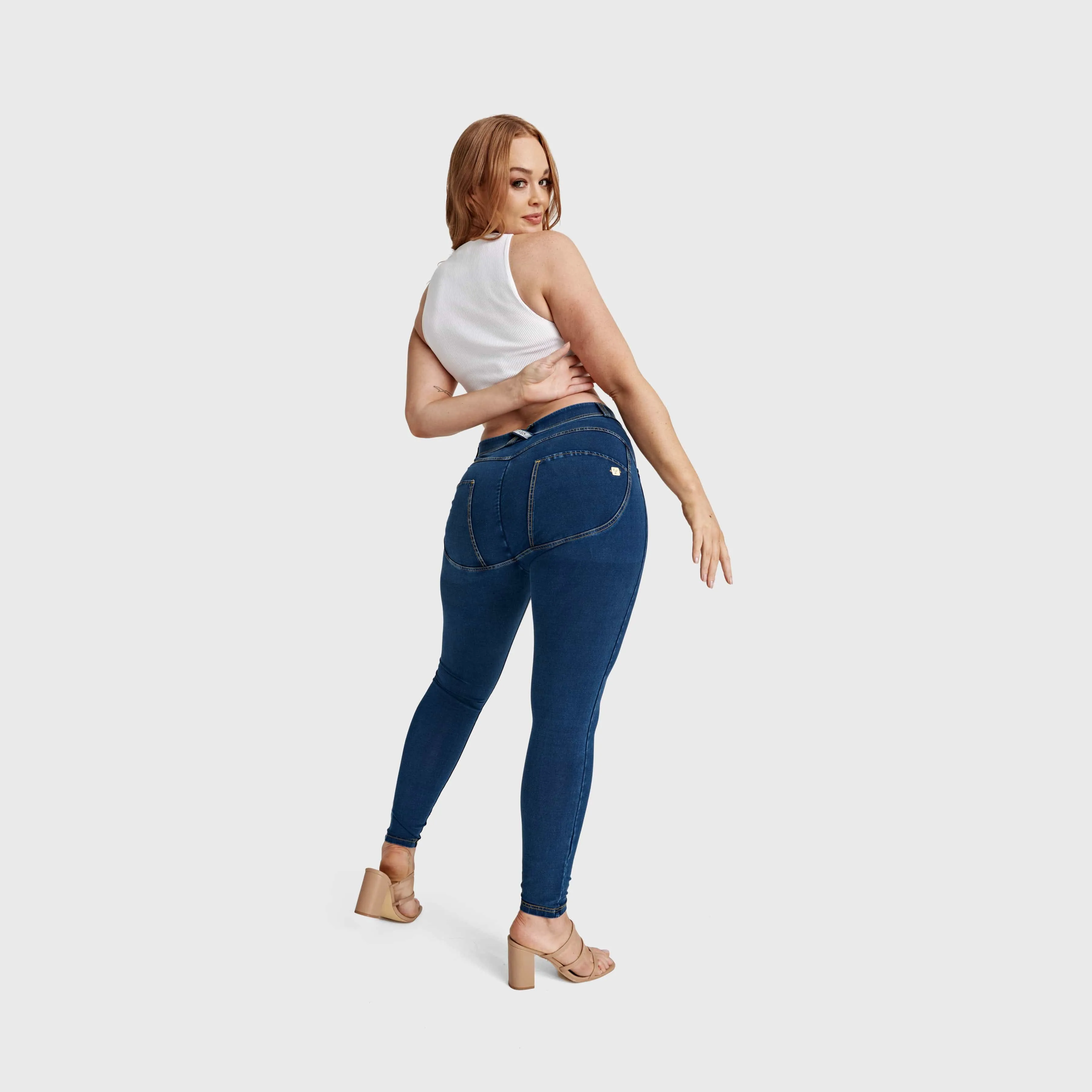WR.UP Curvy Denim - High Waisted - Full Length - Dark Blue   Yellow Stitching