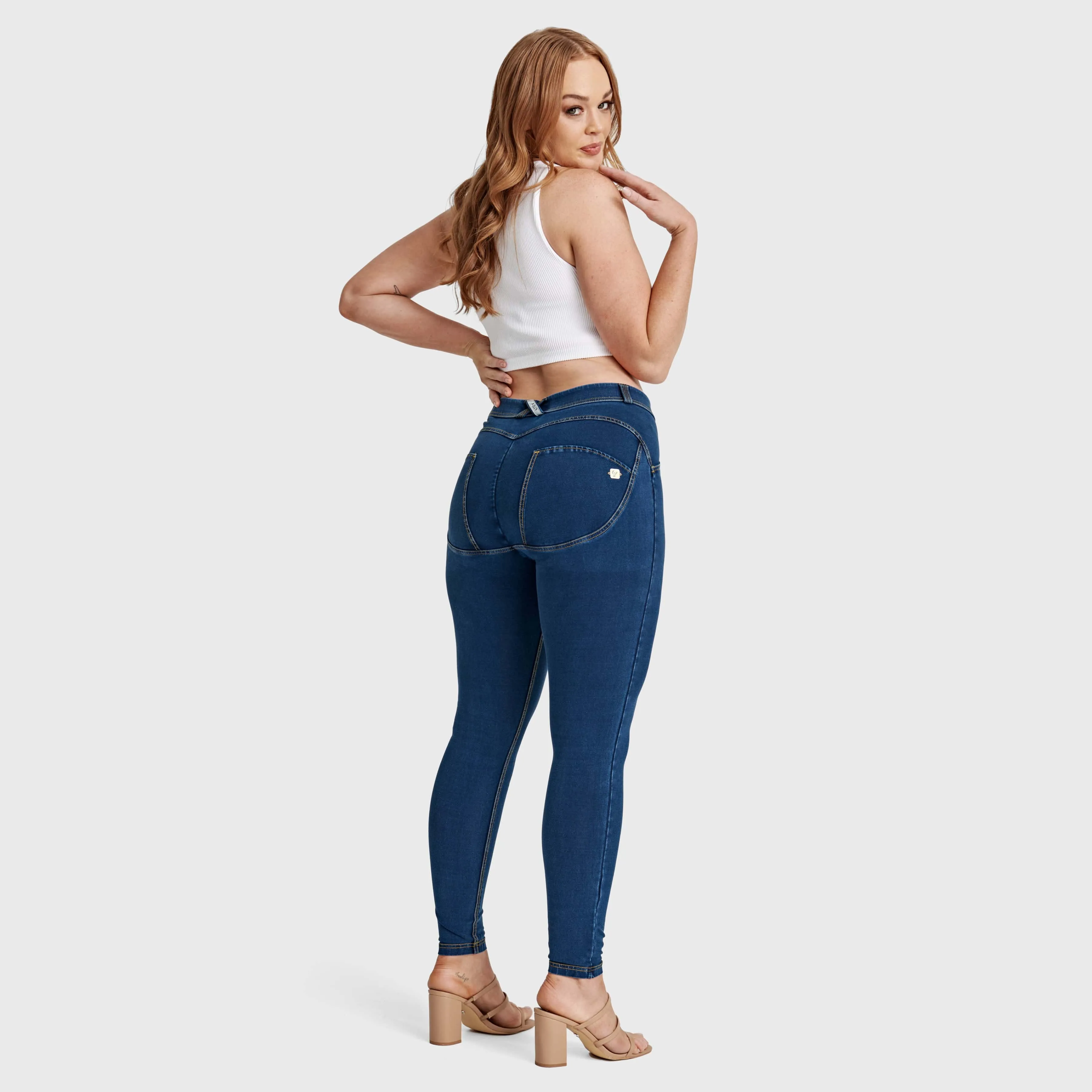 WR.UP Curvy Denim - High Waisted - Full Length - Dark Blue   Yellow Stitching